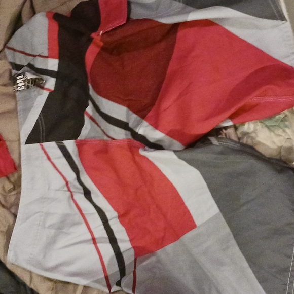 These are men's c o r 3 trunks. - Picture 4 of 6